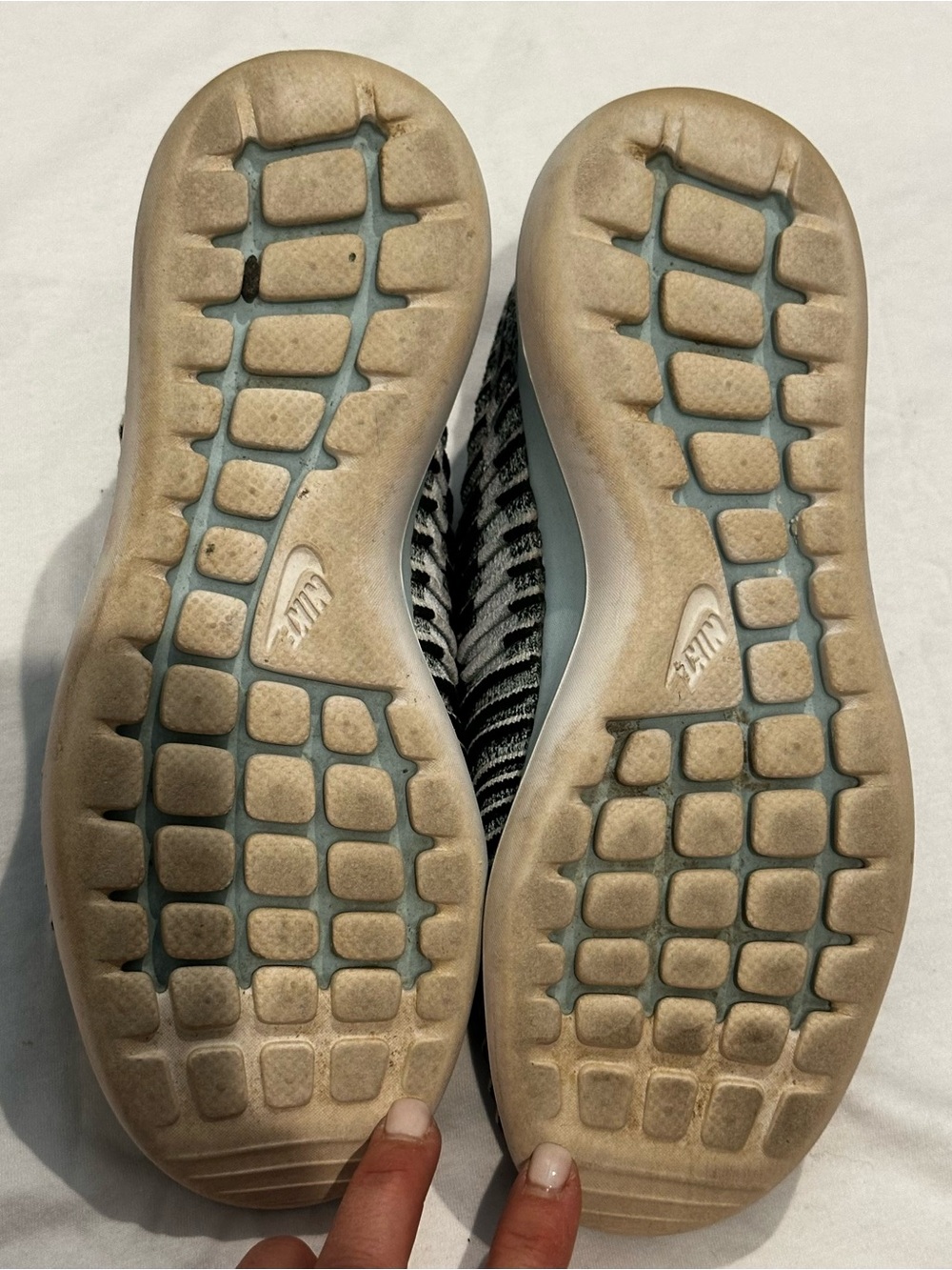 NIKE Black, White, Gray and Lt Teal Athletic Shoes - Picture 4 of 5